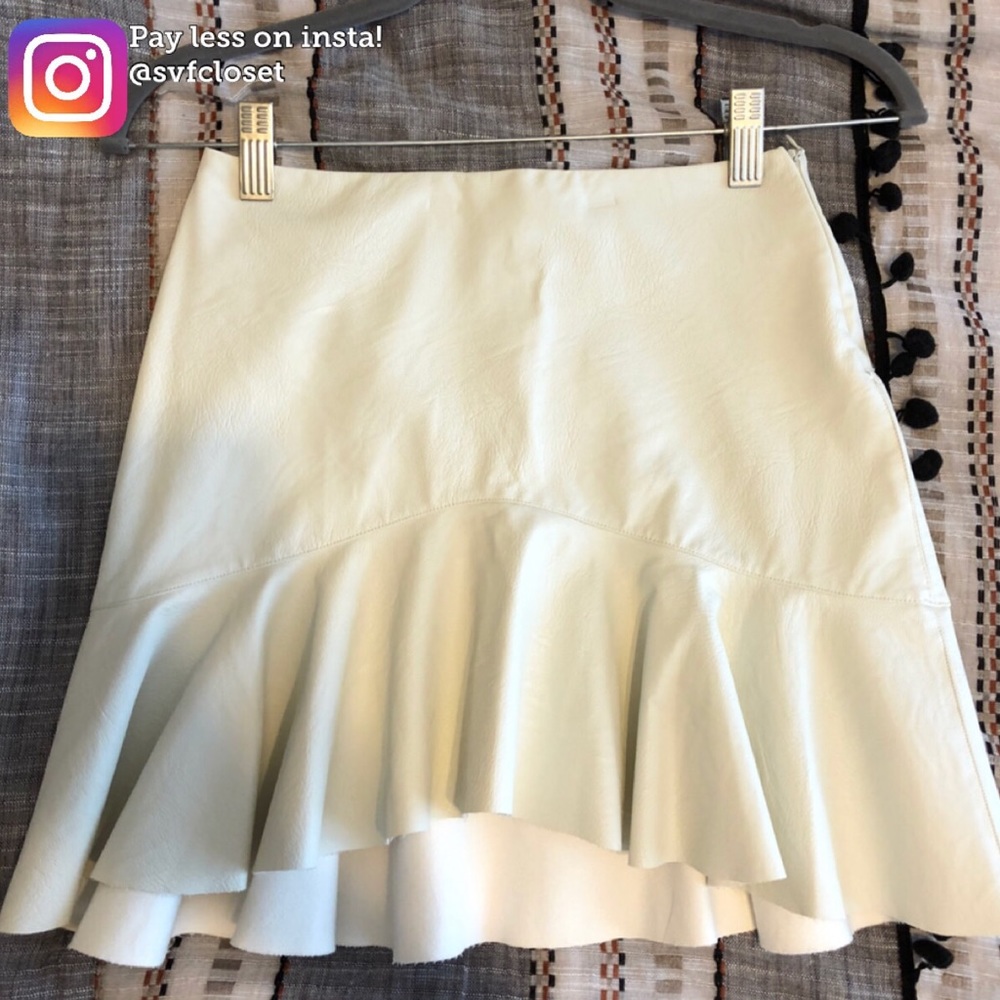 Zara Leather Texture Skirt!